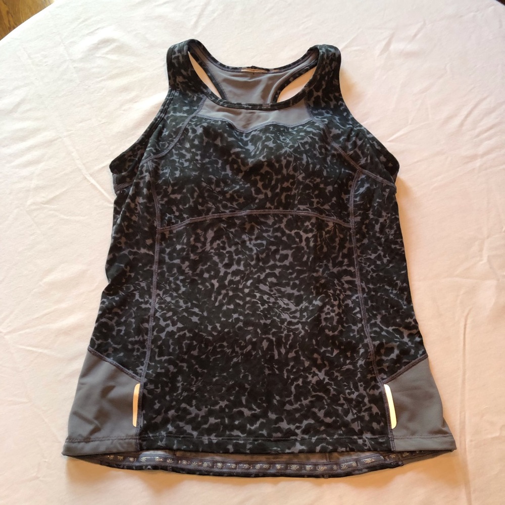 Athleta animal print workout tank - size L